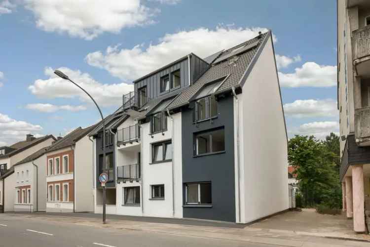 Luxuriöse Dachgeschosswohnung in Köln Rath/Heumar mit Aussicht