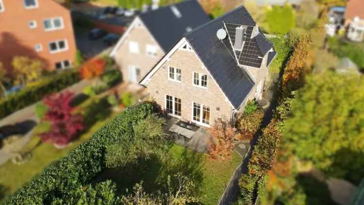 KfW 55 Haus Hittfeld - Modernes Wohnen mit Garten und Doppelcarport