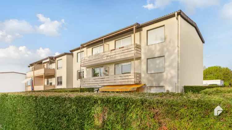 Langjährig vermietete 3-Zimmer-Wohnung mit Balkon in begehrter Lage