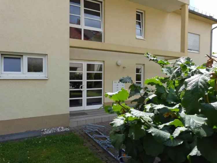 Erstbezug 2-Zimmer Wohnung mit Balkon Stellplatz Saniert