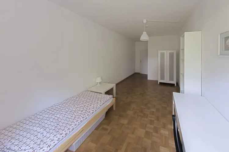 Private Room in Neuhausen, Munich