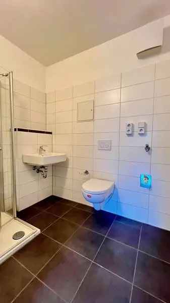 3-Zimmerwohunng im Erdgeschoß mit Balkon, Bad mit Dusche!