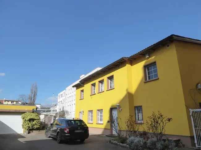 Haus kaufen in Bockenheim mit offener Küche und Garage