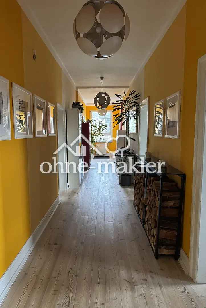 Einzigartiger 180 qm Wohntraum mit 40 qm Dachterrasse und idyllischem Garten