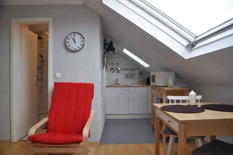 Ein-Zimmer-Appartement in Sachsenhausen mit Skyline-Blick