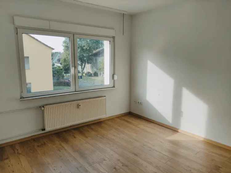 Moderne 2 Zimmer Wohnung Duisburg Balkon