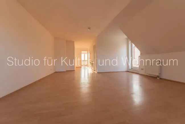 SfKW – Ab sofort – 63m2 – Bad, Küche neu – Dachterrasse – Stellplatz – Laminat – nahe Großer Garten