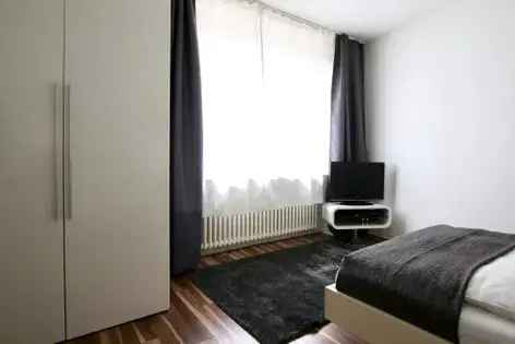 Wohnung (33.0 m²) zur Miete in Köln (REWE, Venloer Straße 41, 50672 Cologne, Germany)