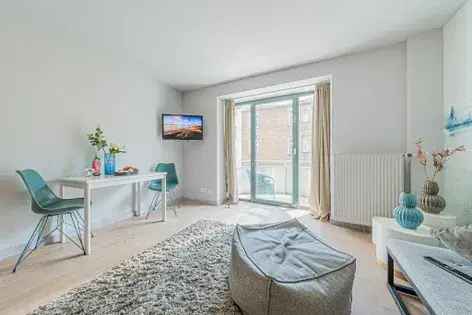 Wohnung (50.0 m²) zur Miete in Frankfurt am Main (Römerberg 36, 60311 Frankfurt, Germany) - immosurf.de