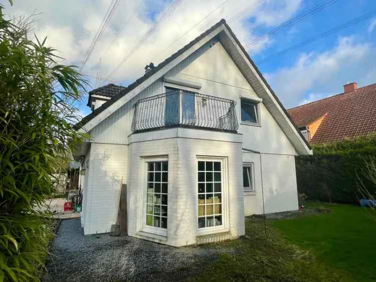 Einfamilienhaus Bielefeld Altenhagen mit Garten Teich Garage