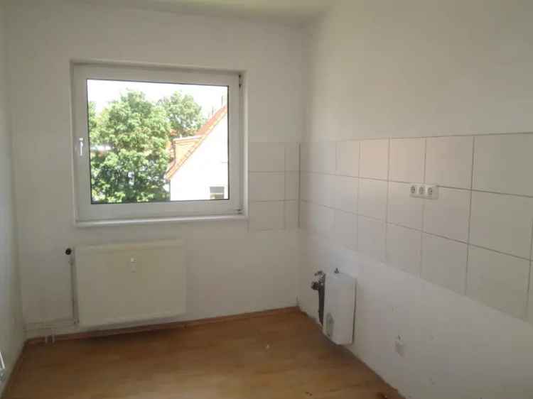 3-Zimmer-Wohnung mit kleinen Balkon