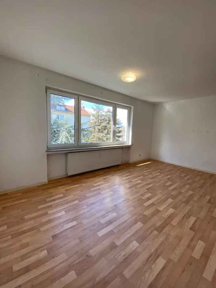 1 Zimmer Wohnung Single Appartement Duschbad Bodenraum