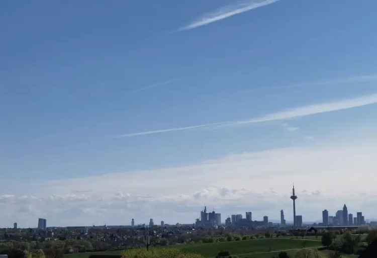 Exklusive Penthouse Wohnung kaufen in Frankfurt mit 180 Grad Ausblick