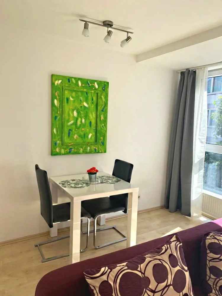 Modernes Apartment Unterbilk 1 Zimmer Wohnung mit Aufzug