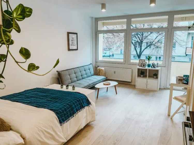 Mieten Studio im Herzen Neuköllns mit Balkon und schneller Internetverbindung