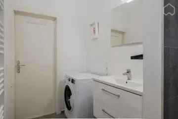 Wohnung (24.0 m²) zur Miete in Berlin (Berlin Eberswalder Straße, Schwedter Straße, 10437 Berlin, Germany)