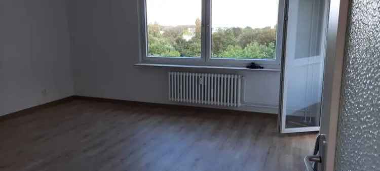 Wohnung Tausch in Kiel Mettenhof helle 2 Zimmer Wohnung