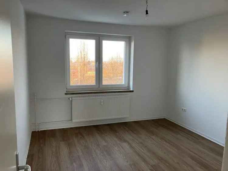 3 Zimmer Wohnung modernisiert nahe Autobahn und ÖPNV