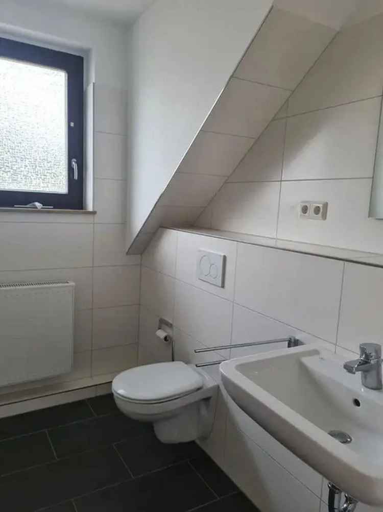 Wunderschöne Dachgeschosswohnung am Evinger Markt