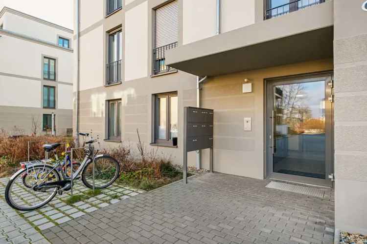 Neuwertige Wohnung: Modernster Komfort in bester Ausstattung