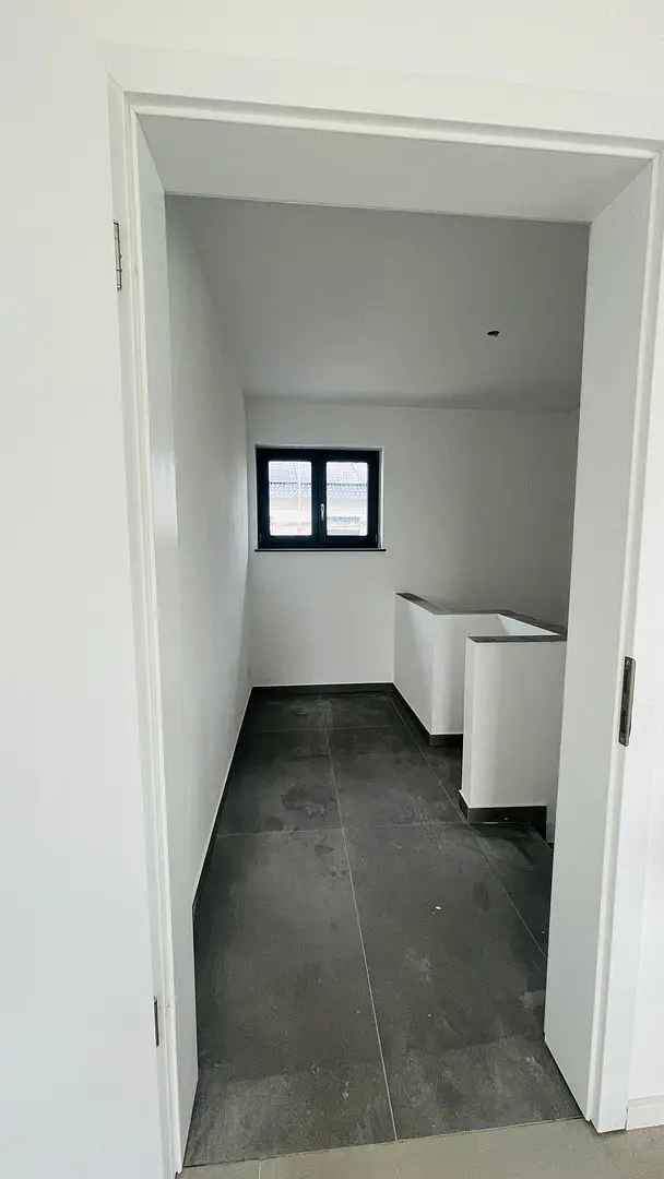 moderne 3-Zimmer Wohnung Nebau