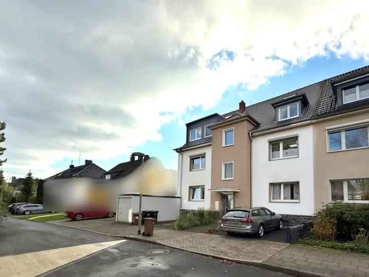 Komplett sanierte Wohnung mit Balkon in bevorzugter Lage von Essen-Haarzopf