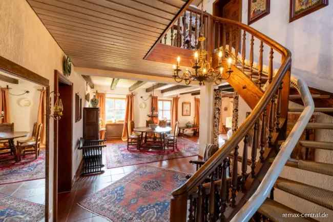 RE/MAX - Exklusives Einfamilienhaus!