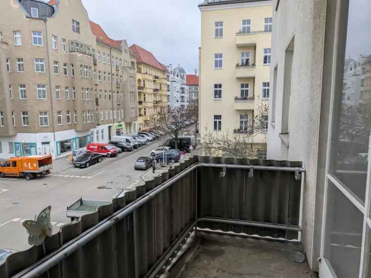 Bezugsfreie 2,5-Zimmerwohnung mit Balkon nahe Schloss Charlottenburg