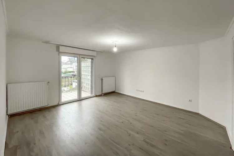 6 Zimmer – 2 Einheiten – Garten – Balkon – Stellplatz – Zweifamilienhaus