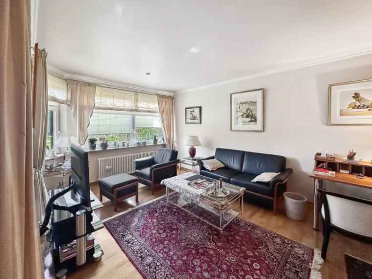 Wunderschöne 3- bis 4-Zimmer-Maisonettewohnung mit eigenem Gartenanteil in Bestlage Berlin Dahlem