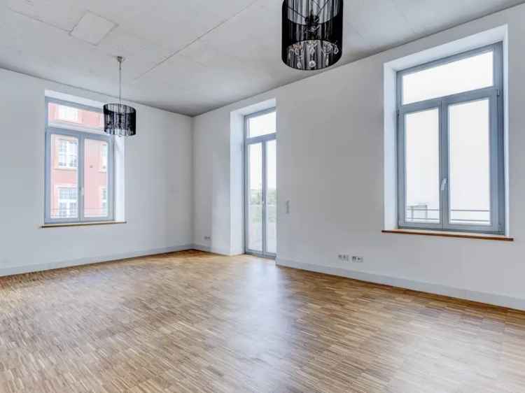 Loftwohnung Herdern 92m² Altbau Neu Saniert Balkon Tiefgarage