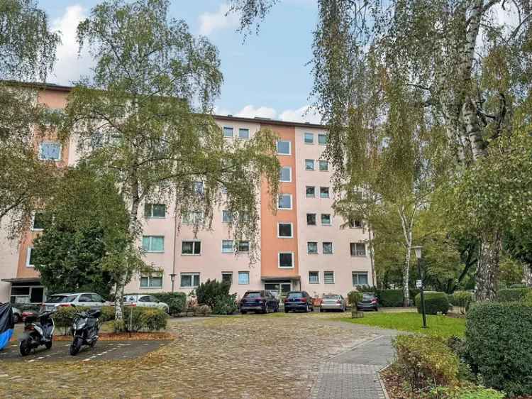 Ruhige 2-Zimmer-Wohnung in Berlin-Reinickendorf mit grüner Aussicht