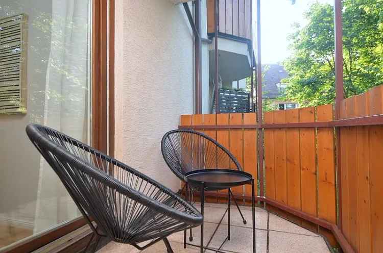 Exklusiv ausgestattes Apartment mit WLAN, Balkon und Stellplatz in Nürnberg/Schweinau