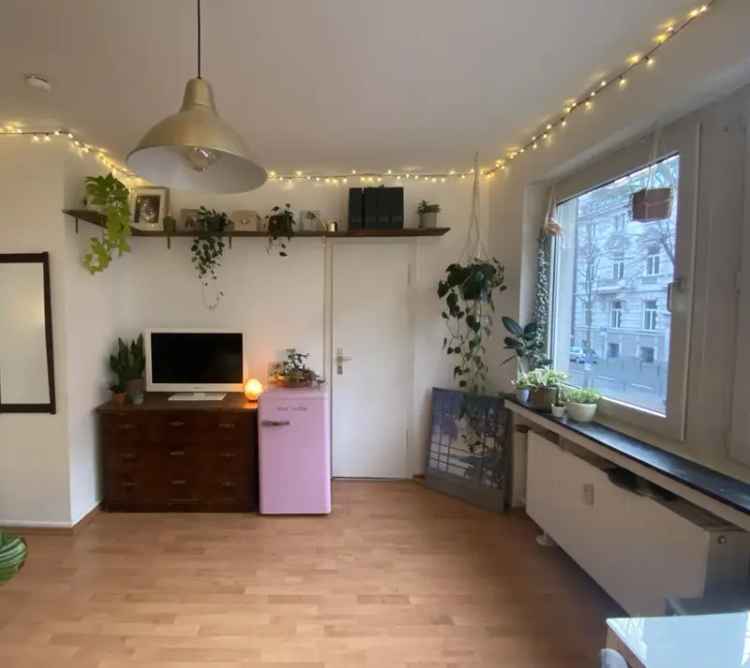 Mieten Wohnung Köln Belgisches Viertel Kleine Küche Schlafzimmer