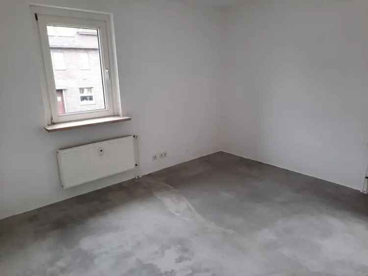 Etagenwohnung: 2 Zimmer Bladenhorster Straße1 in Recklinghausen