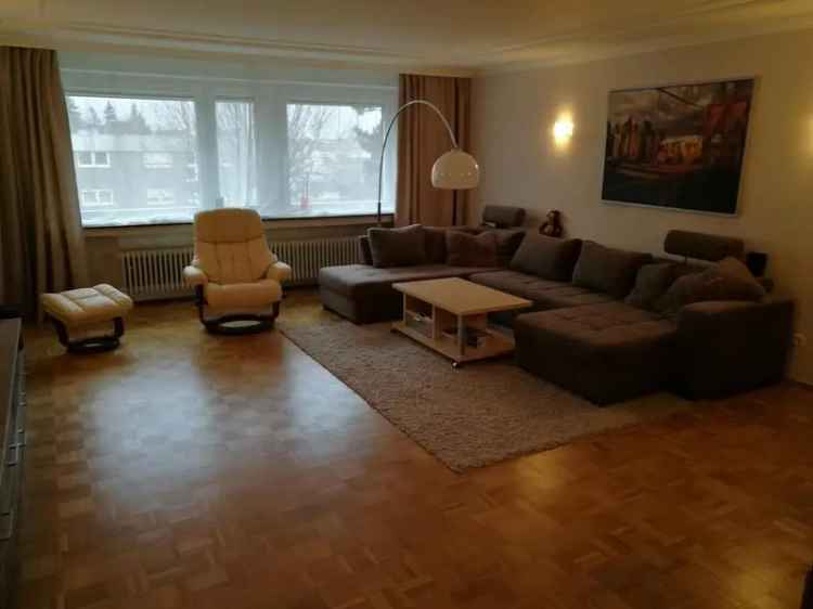 Schöne 3,5-Zimmer-Wohnung mit Einbauküche und Garage in Hilden-Mitte (bei Düsseldorf)