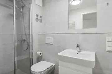 Wohnung (31.95 m²) zur Miete in Berlin (Sültstraße 60, 10409 Berlin, Germany)