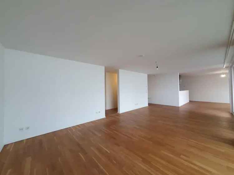 Margarete-Steiff-Str. 11 60438 Frankfurt-  mit atemberaubendem Ausblick- Privat Verkauf