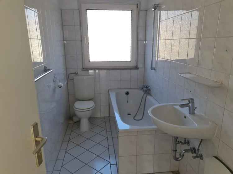 Super geschnittene 3-Zimmer-Wohnung mit Balkon zu vermieten!