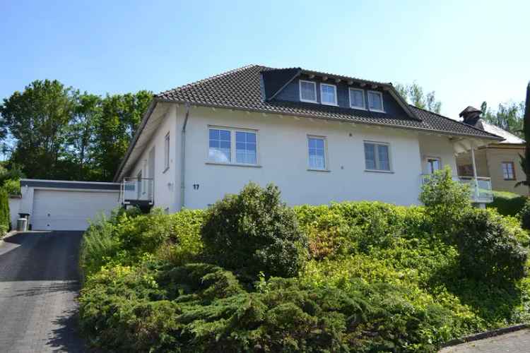 Familien-Villa für gehobene Ansprüche - Courtagefrei