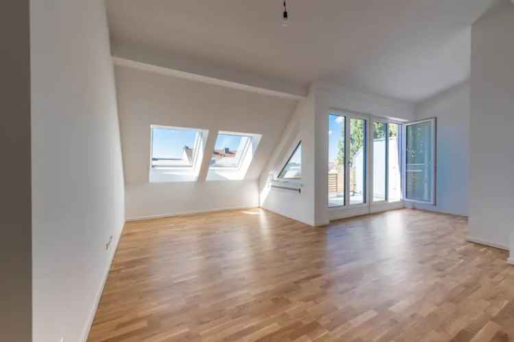 Exklusive Neubau Dachgeschosswohnung im Herzen von München