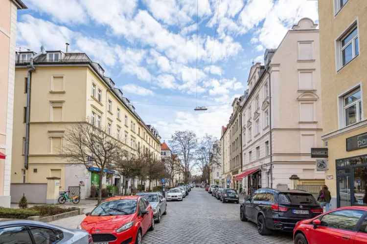 Denkmalgeschützter Altbau 2,5 Zimmer in bester Lage Neuhausen