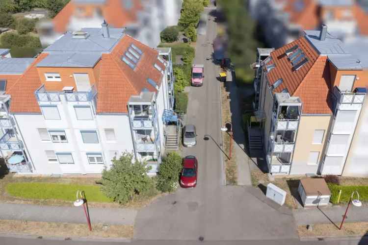 BEZUGSFREI AB 01.07.2025 // Charmante 2-Raum-Wohnung mit Balkon & TG-Stpl. in Leipzig-Wiederitzsch