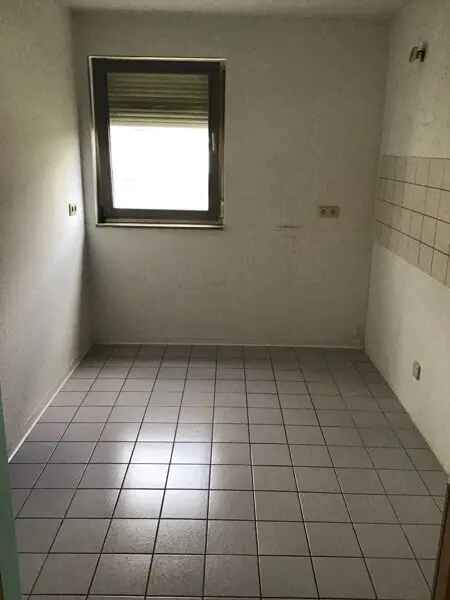 2 Zimmer Wohnung Balkon ruhige Lage Tageslichtbad