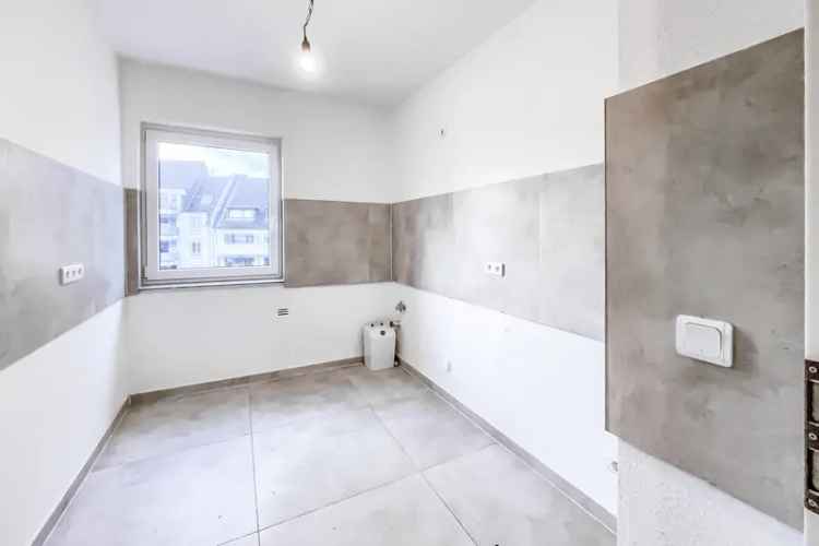 4 5 Zimmer Wohnung renoviert ruhige Lage Balkon