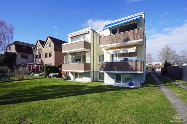 Bezugsfreie 2-Zimmerwohnung mit Balkon und Blick in den grünen Garten