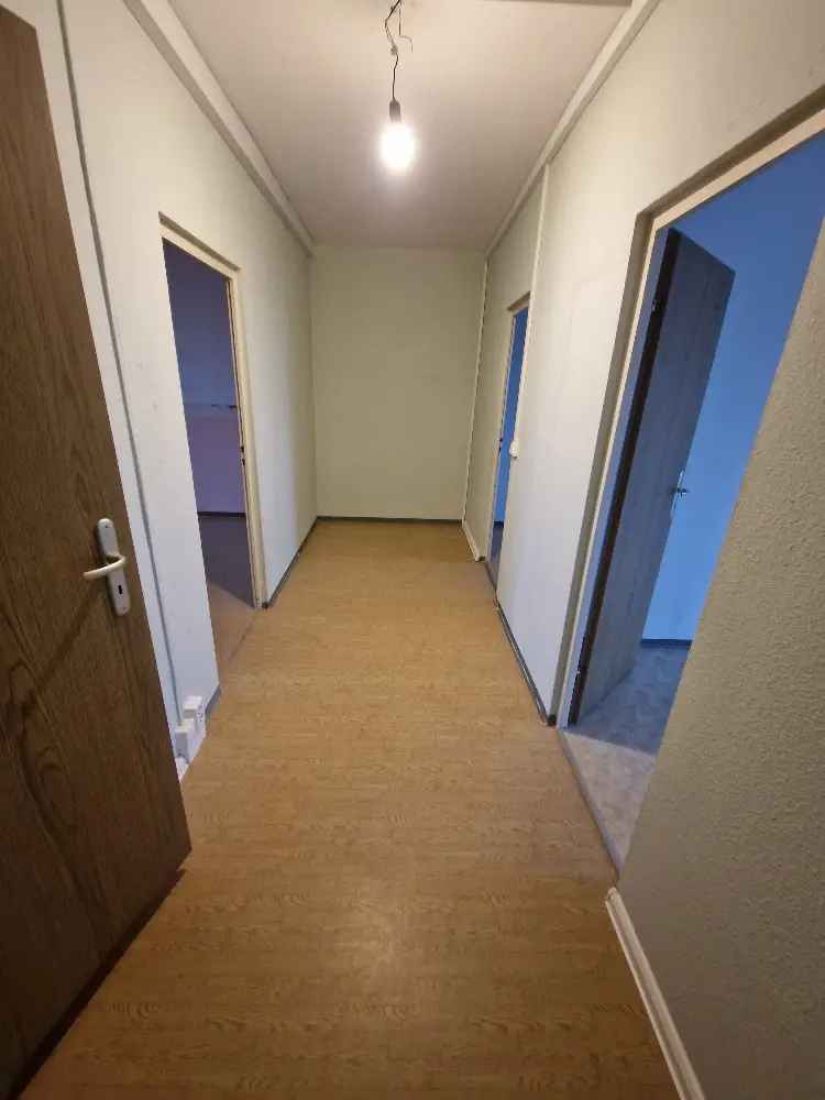 Mieten 3-Raum Wohnung mit Balkon in Bieblach-Ost