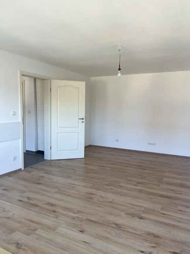 Gelegenheit! Geräumige und gepflegte Wohnung in ruhiger aber zentraler Lage!