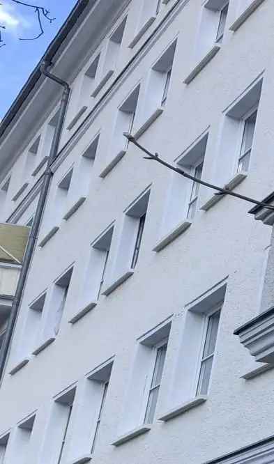 Luxuswohnung Berlin 50er Jahre Modernes Bad Dachgeschoss