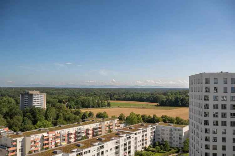 Panoramablick über München mit Alpenblick